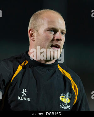 Wycombe, Regno Unito. Xvii oct, 2013. Joe Simpson di Londra vespe prima della Amlin Challenge Cup Pool 4 gioco tra Londra vespe e Bayonne da Adams Park. Credito: Azione Sport Plus/Alamy Live News Foto Stock