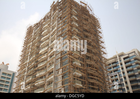 La costruzione della torre di Cricket in Dubai Città dello Sport Foto Stock