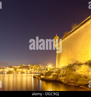La Valletta da Fort St Angelo su Birgu, Malta Foto Stock