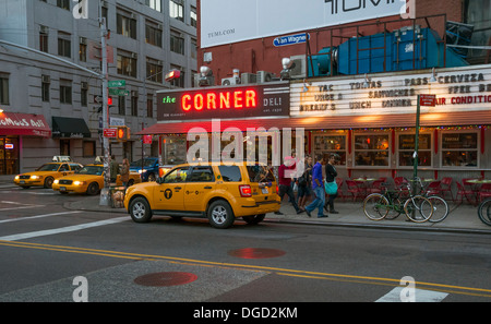 L'angolo Deli, La Esquina, Nolita nella città di New York Foto Stock