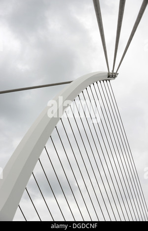 Dettaglio di Samuel Beckett bridge a Dublino, Irlanda. Foto Stock