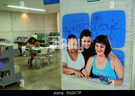 Parque Biblioteca Leon de Greiff - Comuna 8 A MEDELLIN .dipartimento di Antioquia. COLOMBIA Foto Stock