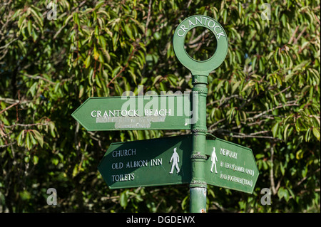 Il Villaggio Crantock segno. Foto Stock