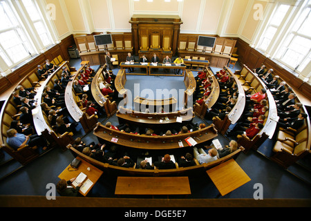 Cambridge guildhall camera del consiglio Foto Stock