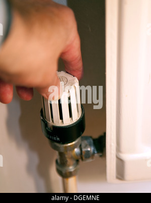 Regolazione della valvola termostatica, Londra Foto Stock