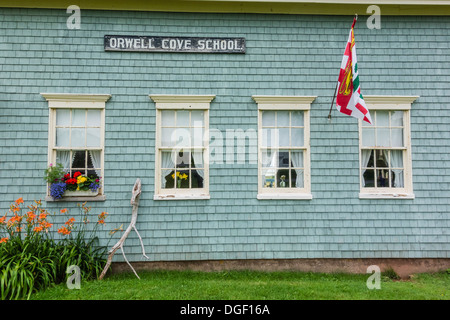 Orwell Cove scuola, una piccola vecchia, una camera, legno incastrata, paese schoolhouse situato su Prince Edward Island, Canada. Foto Stock