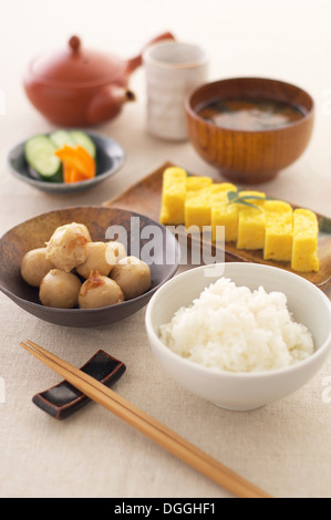 Ancora in vita del pasto giapponese con tè Foto Stock