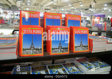 Parigi Francia,9° arrondissement,Boulevard Haussmann,Galeries Lafayette,grandi magazzini,shopping shopper shopping negozi mercati marketplac Foto Stock