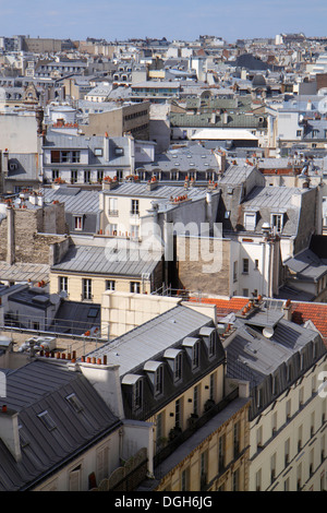 Parigi Francia, aereo, tetti, skyline della città, Galeries Lafayette terrazza osservazione vista ponte, Batignolles, storico condominio Haussmann, residente Foto Stock