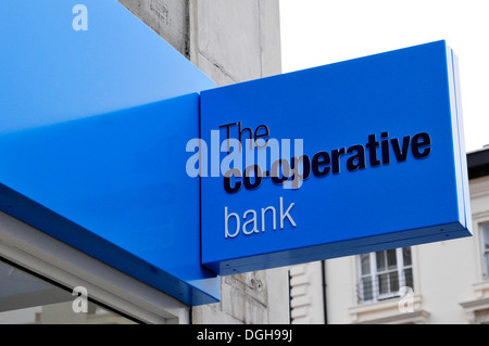 La cooperativa logo della banca, London, Regno Unito Foto Stock