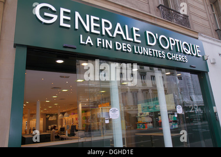 Parigi Francia,Europa,Francese,9° arrondissement,Rue Saint-Lazare,Générale d'Optique,ottico,optometristo,fronte,ingresso,visitors travel tour t Foto Stock