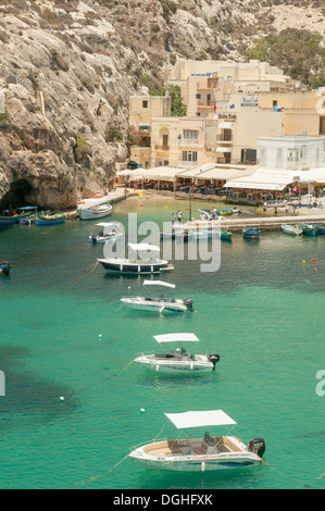 Baia di Xlendi, Gozo, Malta Foto Stock