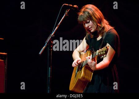 Noi cantautrice Anais Mitchell live presso il Municipio di Lucerna al KKL di Lucerna, Svizzera Foto Stock