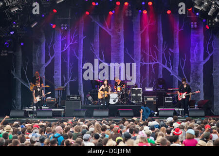 Scottish cantautrice Amy Macdonald performing live all'Heitere Open air di Zofingen, Svizzera, Europa Foto Stock