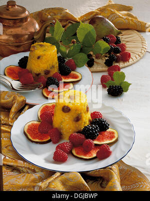Budino di riso allo zafferano, Cipro. Foto Stock
