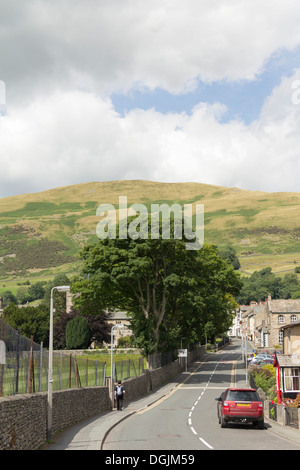 Loftus Hill, York in Cumbria, cercando northtoward centro di York con il bordo meridionale del Howgill Fells al di là. Foto Stock