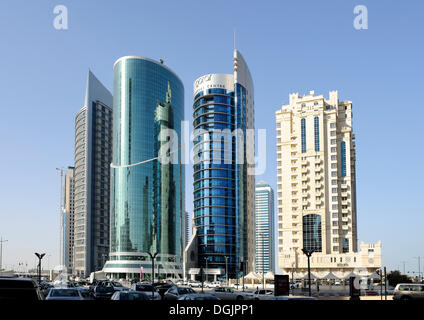 Centro finanziario a Doha, in Qatar, la Penisola Arabica, Golfo Persico, Medio Oriente e Asia Foto Stock