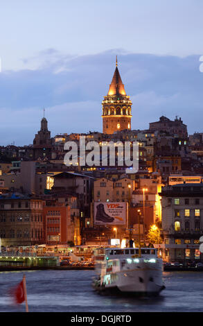 Torre di Galata, Golden Horn, Beyoglu, Karaköy, Istanbul, parte europea, Provincia di Istanbul, Turchia, lato europeo Foto Stock