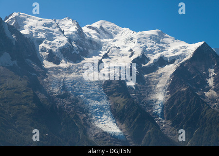 Mont Blanc range da Brevent, Chamonix-Mont-Blanc, Francia. Foto Stock
