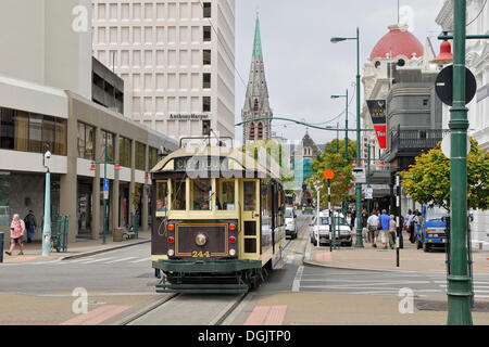 Tram storico nel centro di Christchurch, South Island, in Nuova Zelanda Foto Stock