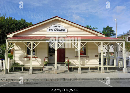 Post storico edificio per uffici in oro ex città mineraria di Arrowtown, Isola del Sud, Nuova Zelanda Foto Stock