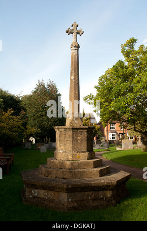 Memoriale di guerra in San Giacomo sagrato, Badsey, Vale of Evesham, Worcestershire, Regno Unito Foto Stock