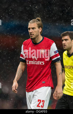 Londra, Regno Unito. 22 ottobre, 2013. Arsenal avanti Nicklas BENDTNER durante la Champions League tra Arsenal e Borussia Dortmund da Emirates Stadium. © Azione Sport Plus/Alamy Live News Foto Stock