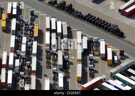 Vista aerea, parcheggio del carrello durante la domenica divieto di guida, Hamburg, Amburgo, Germania Foto Stock