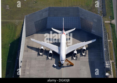 Vista aerea, Airbus A380 nel motore di controllo del rumore, hall Finkenwerder, Hamburg, Amburgo, Germania Foto Stock