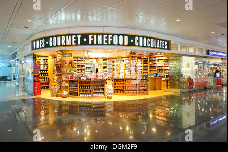 Duty-free zone, Aeroporto Franz Josef Strauss di Monaco di Baviera Foto Stock