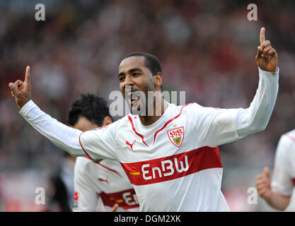 Giocatore nazionale CACAU, VfB Stuttgart, celebrando un obiettivo Foto Stock