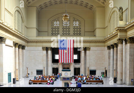 Vista interna della grande sala principale sala di attesa, Union Station, Chicago, Illinois, Stati Uniti d'America, STATI UNITI D'AMERICA Foto Stock