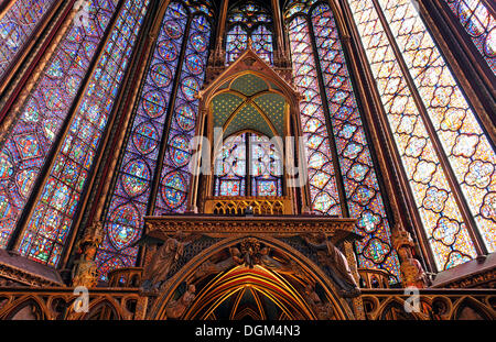Il presbiterio cappella superiore, cappella Sainte-Chapelle, Cite, Parigi, Francia, Europa Foto Stock