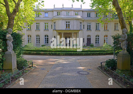 Villa, casa della Conferenza di Wannsee del 20 gennaio 1942 dove la "soluzione finale della questione ebraica" è stata determinata Foto Stock