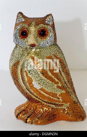 Il gufo scultura con paillettes, mostra dei lavori degli studenti, Kunstakademie Düsseldorf accademia delle arti, Renania settentrionale-Vestfalia Foto Stock