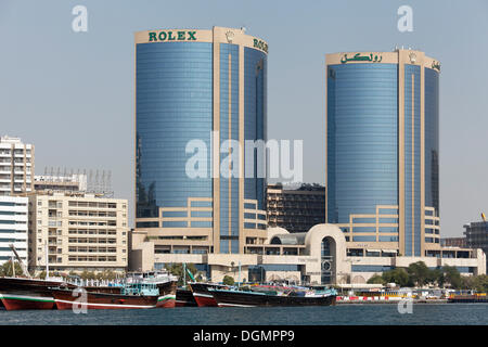 Torri Gemelle o Rolex torre sul Dubai Creek, Quartiere Deira, Dubai, Emirati Arabi Uniti, Medio Oriente e Asia Foto Stock