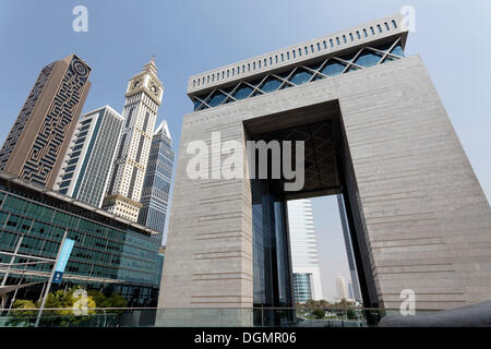 Il cancello, Centro Finanziario Internazionale di Dubai, DIFC, Dubai, Emirati Arabi Uniti, Medio Oriente e Asia Foto Stock