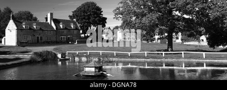 Estate vista sul villaggio Barrowden, Rutland County, England, Regno Unito Foto Stock