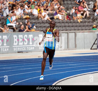 Atleta keniano, David Lekuta Rudisha, eseguendo il suo 800 metri il record mondiale di eseguire durante la ISTAF 2010, Stadionfest internazionale Foto Stock