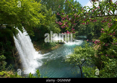 Dueden cascate nei pressi di Antalya, Riviera Turca, Turchia Foto Stock