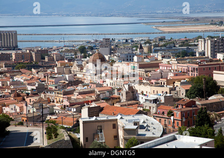 Vista su Cagliari da Via Buoncammino a Cagliari in Sardegna Foto Stock