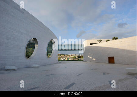 Champalimaud Center per l'Ignoto, vista esterna, edificio di ricerca per le neuroscienze e oncologia Foto Stock