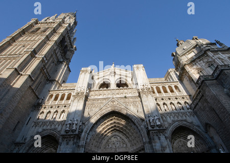 Il Primate Cattedrale di Santa Maria di Toledo.Toledo è un comune situato nella zona centrale di Spagna, a sud di Madrid Foto Stock