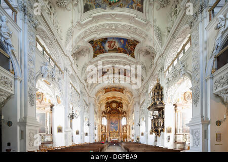 Chiesa abbaziale di San Benedetto e monastero di Benediktbeuern, Alta Baviera, Baviera Foto Stock