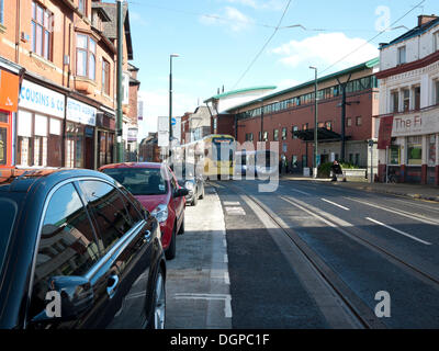 Oldham,Greater Manchester, UK. 24 ott 2013. Il test del nuovo tram Metrolink sistema attraverso Oldham. Questa sezione è dovuta ad aprire un po' di tempo in 2014. Credito: jozef mikietyn/Alamy Live News Foto Stock