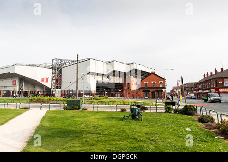 Liverpool FC stadium, Anfield. Il club ha in programma di riqualificazione dello stadio per ospitare 60.000 fan. Foto Stock