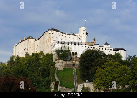 Il Festung Castello Hohensalzburg, fortezza, Salisburgo, Austria, Europa PublicGround Foto Stock