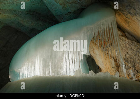 Eisriesenwelt, tedesco per "Il Mondo dei giganti di ghiaccio", le grotte di ghiaccio di Werfen, Tennengebirge, Werfen, Pongau, stato di Salisburgo, Austria Foto Stock