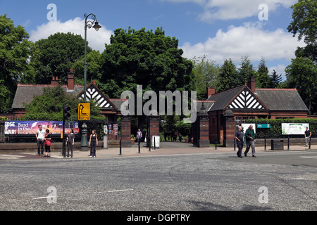 Glasgow Botanic Gardens, ingresso al parco pubblico su Queen Margaret Drive nel West End, Glasgow, Scozia, Regno Unito Foto Stock