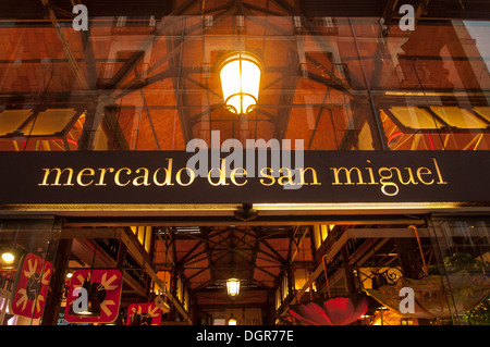 El Mercado de San Miguel, Madrid, España Foto Stock